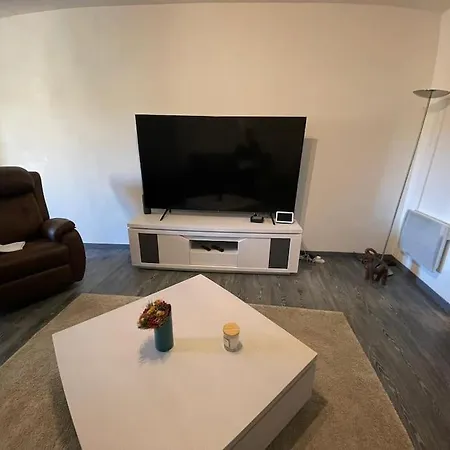 Domus Narbo Yourhosthelper アパート